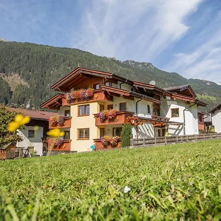 Appartamento Haus Rosmarie Neustift im Stubaital