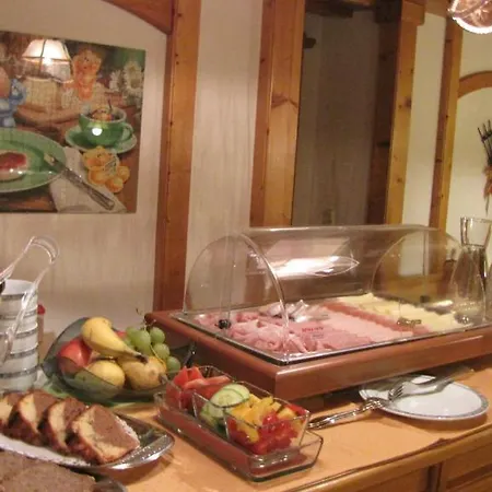 Haus Rosmarie * نيوستيف ام ستوبيتا